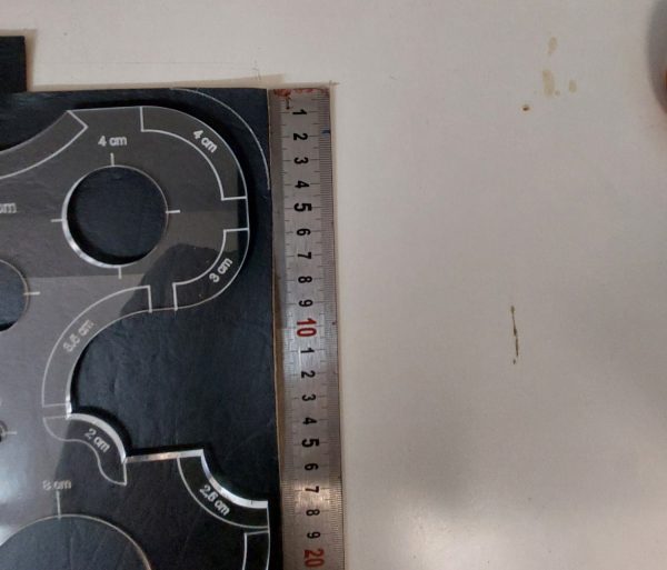 Gabarits pour tracer les cercles et coins