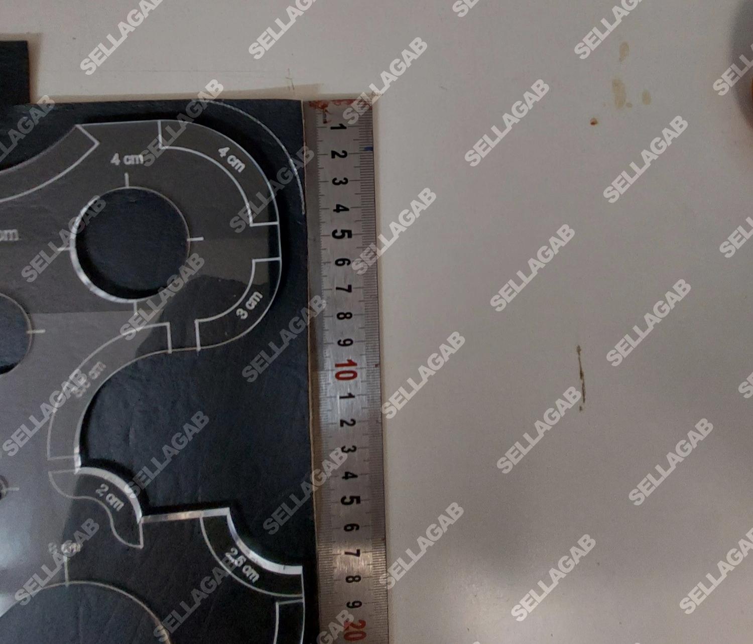 Gabarits pour tracer les cercles et coins